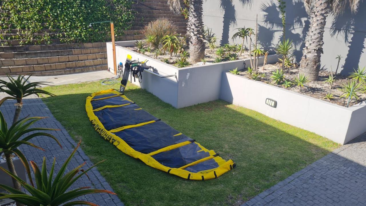 Heaven On Earth - Blouberg Beachfront Self-Catering Apartment Блубергстранд Екстериор снимка