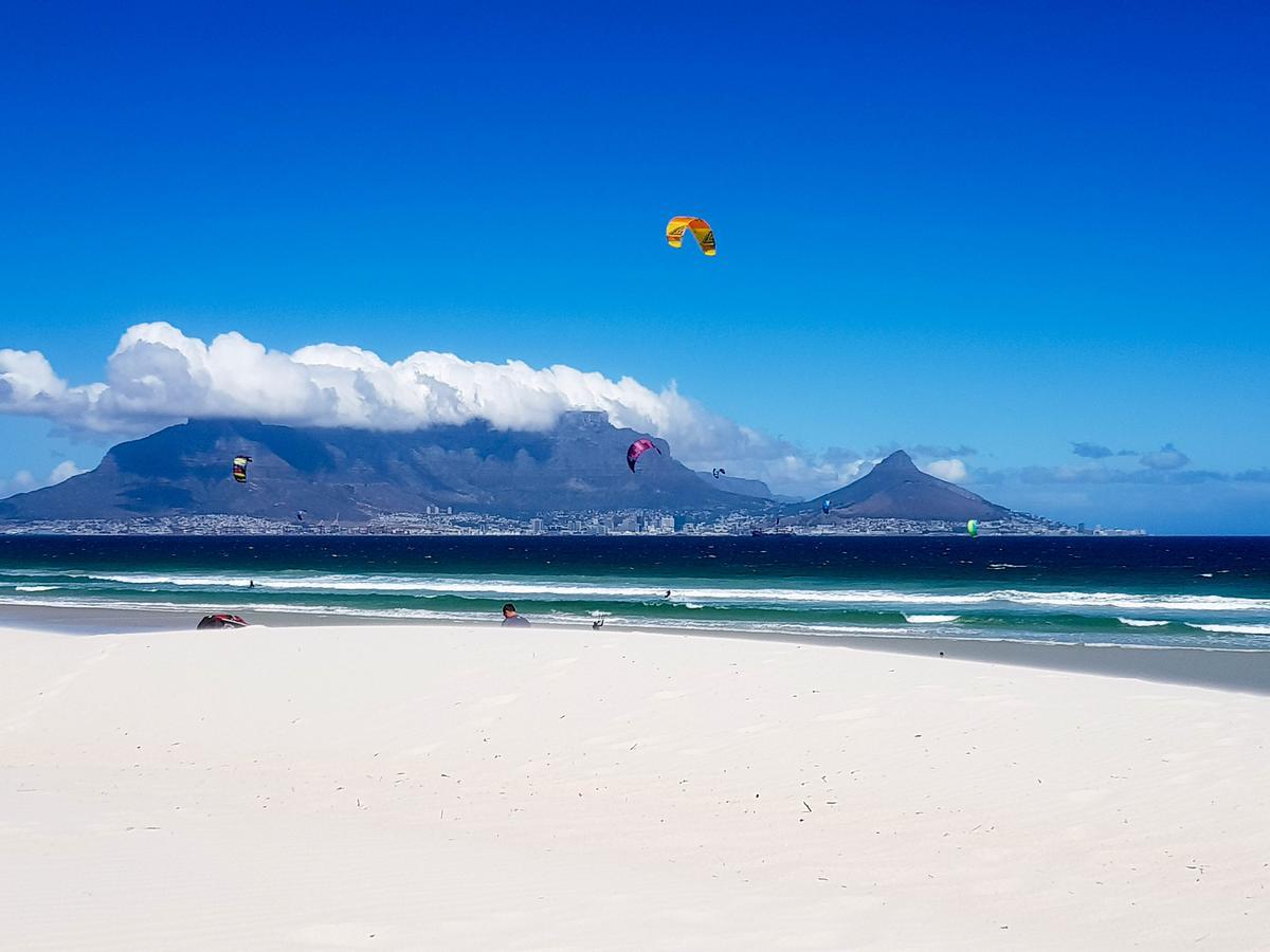 Heaven On Earth - Blouberg Beachfront Self-Catering Apartment Блубергстранд Екстериор снимка