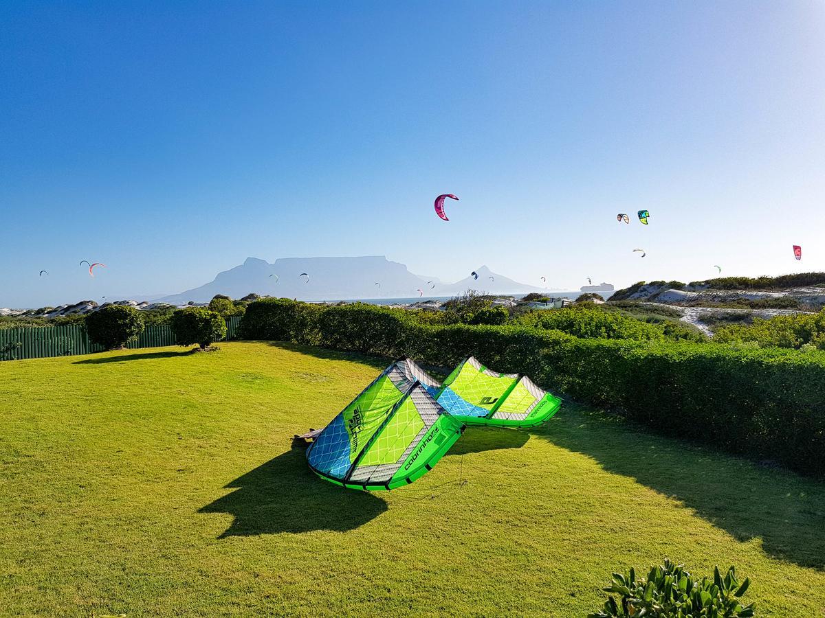 Heaven On Earth - Blouberg Beachfront Self-Catering Apartment Блубергстранд Екстериор снимка